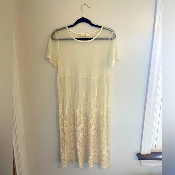 Audrey 3+1 Dresses | Audrey 3+1 Mesh & Lace Baby Doll Midi Dress | Color: Cream | Size: S | Pm-74436682's Closet
